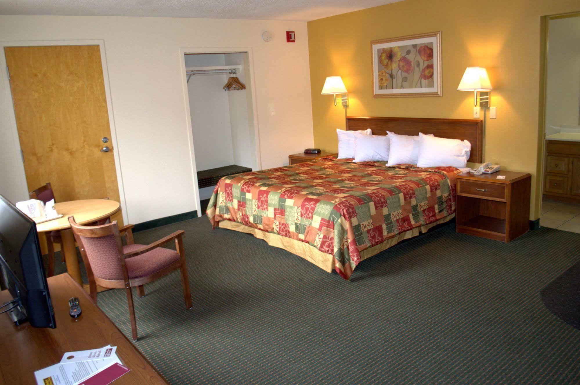 Budget Host Inn Sandusky Zewnętrze zdjęcie